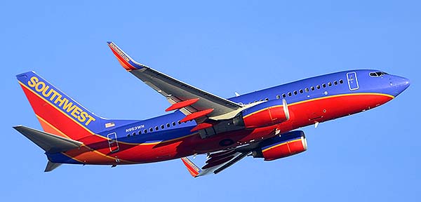 Southwest Boeing 737-7H4 N953WN, Phoenix Sky Harbor, December 22, 2014